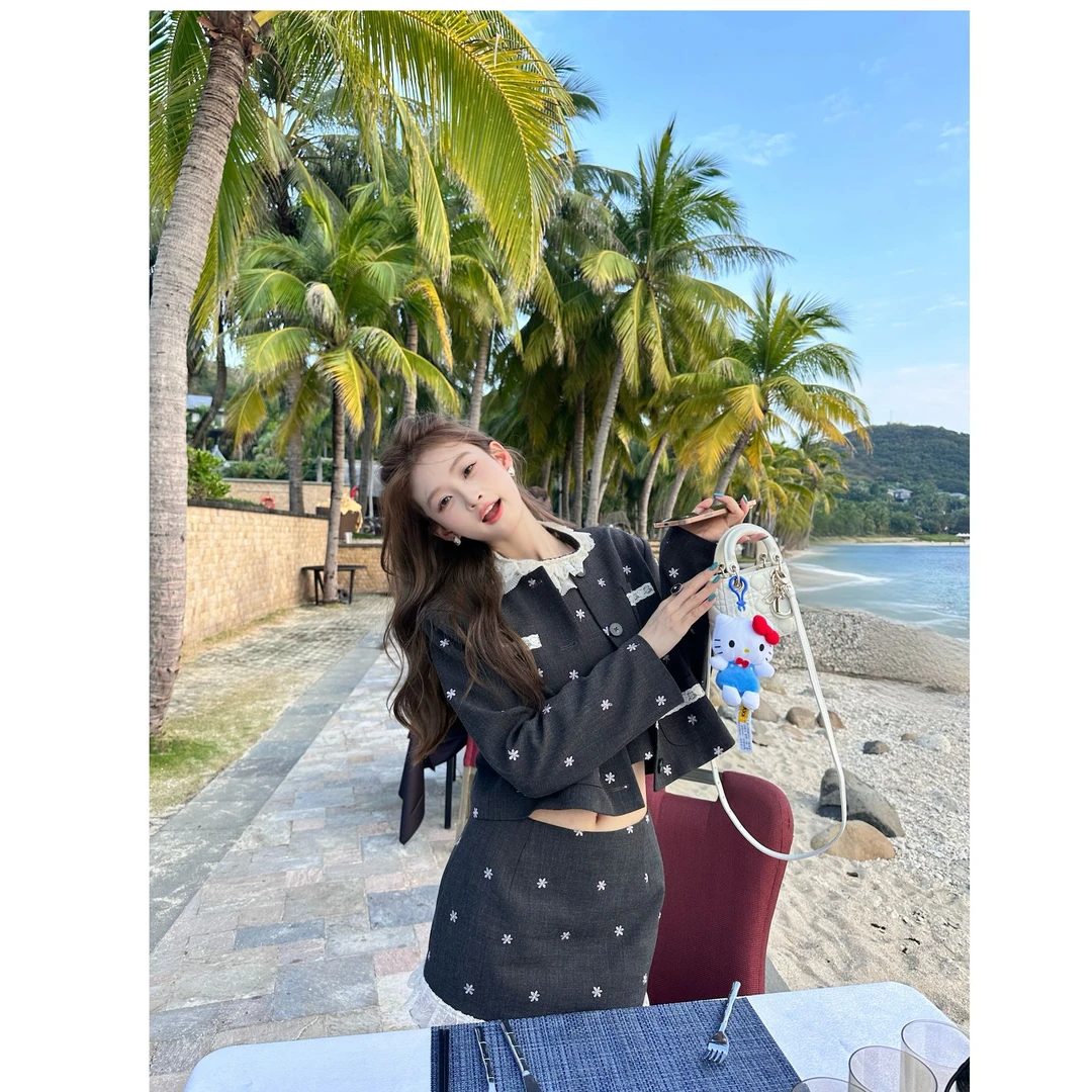 SSYDFER【赛勒斯的爱】上衣小香风气质长袖洋气短款高腰法式