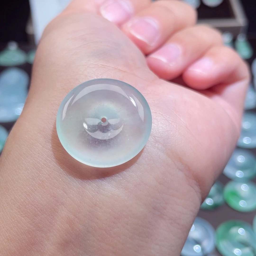 颈饰未镶嵌翡翠扣子