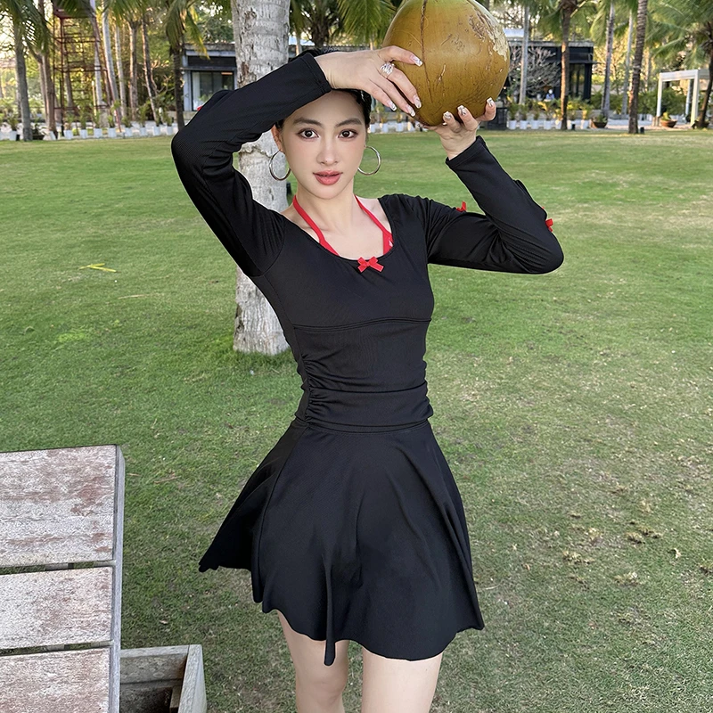 泳衣女裙式连体长袖二件套保守显瘦大码胖mm遮肉200斤泡温泉泳装