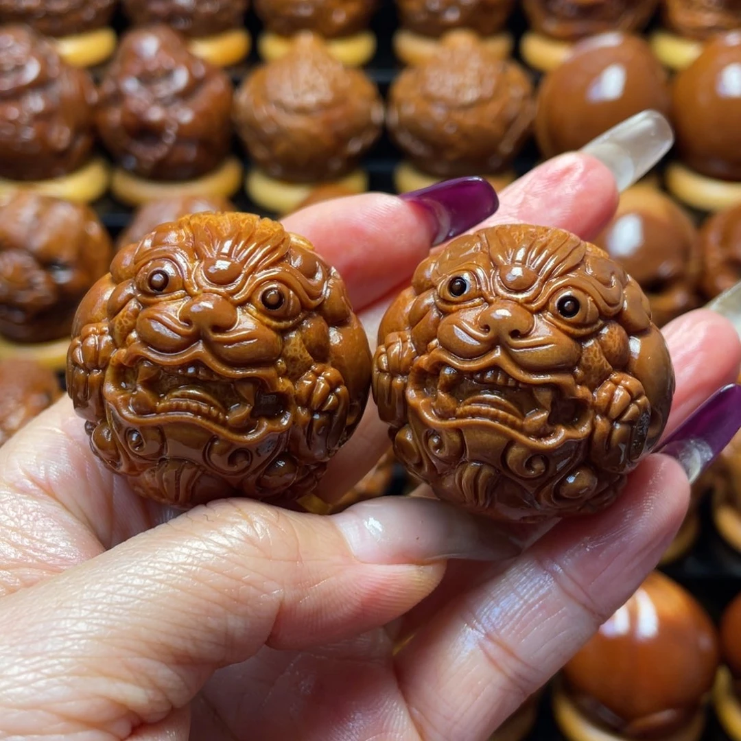 橄榄核把件橄榄球