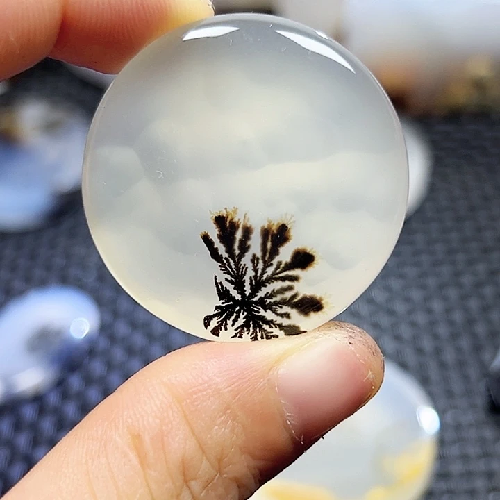 玛瑙/玉髓未镶嵌珠宝半成品