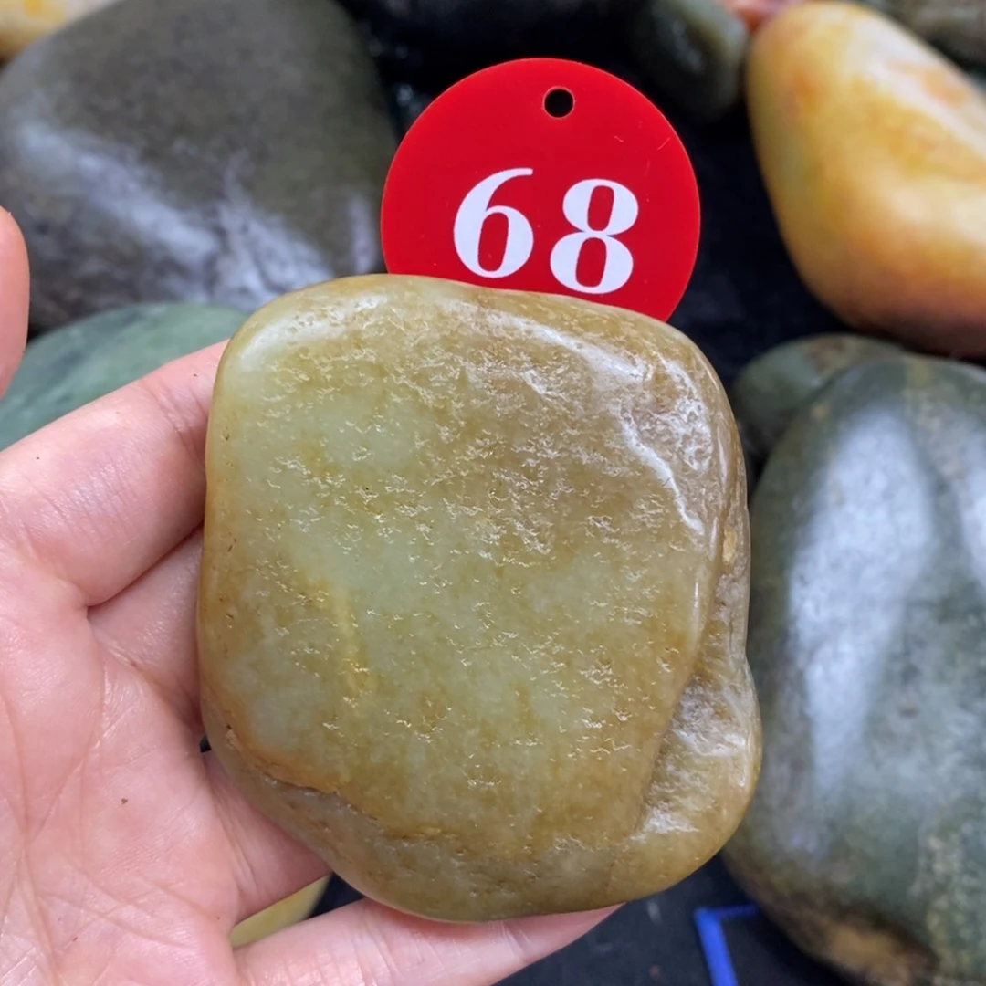 未镶嵌和田玉挂件