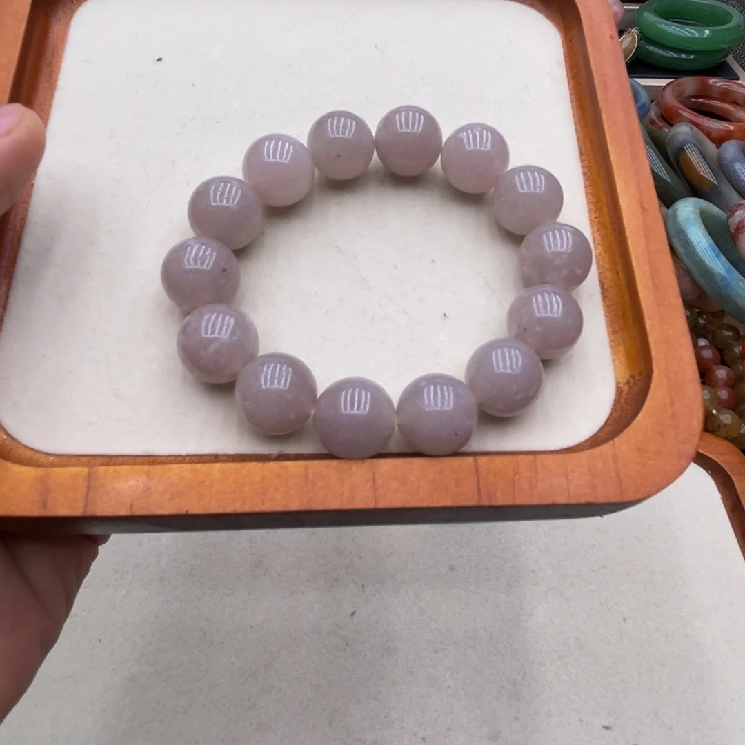 石英质玉未镶嵌圈口齐全