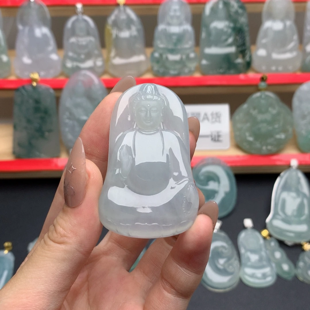 翡翠未镶嵌颈饰素衣