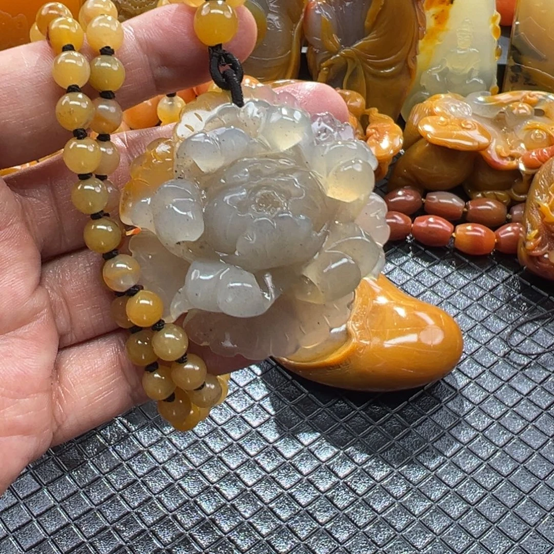 未镶嵌未镶嵌石英质玉
