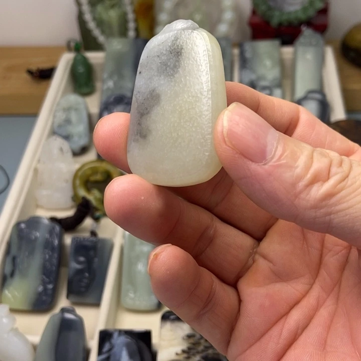 颈饰未镶嵌和田玉46