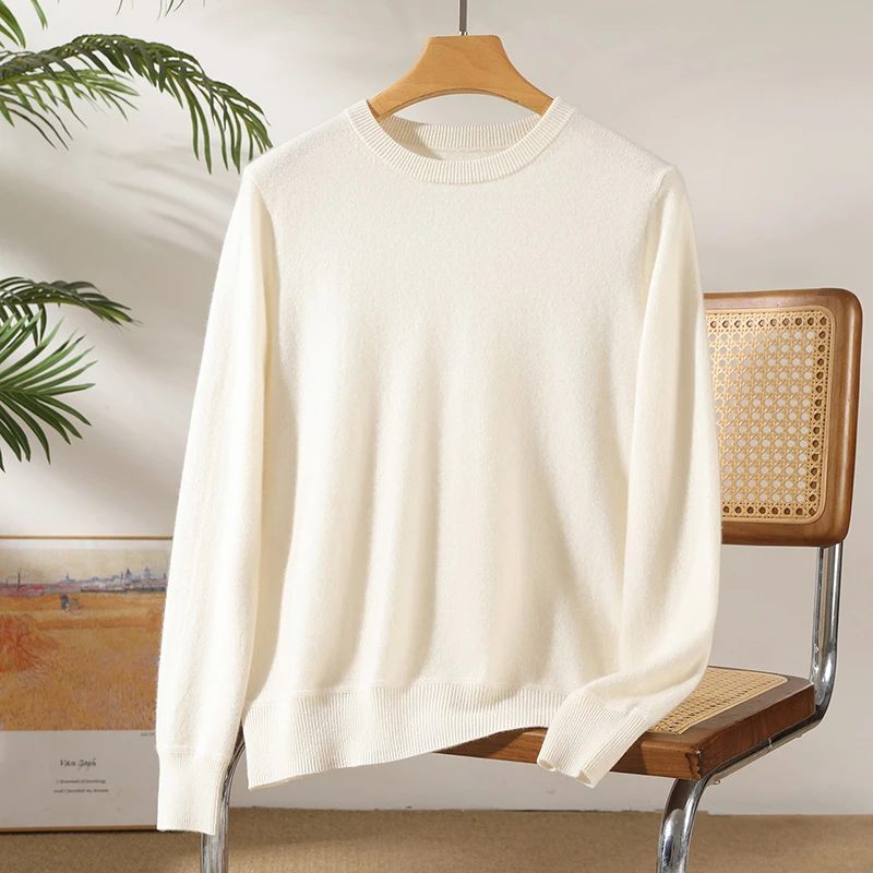 衣橱bi备~圆领纯色女baby小山羊绒秋季套头针织衫