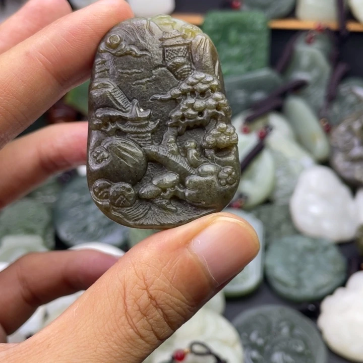 和田玉未镶嵌颈饰