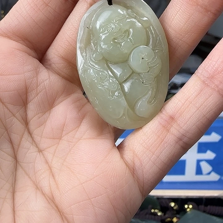 颈饰未镶嵌和田玉