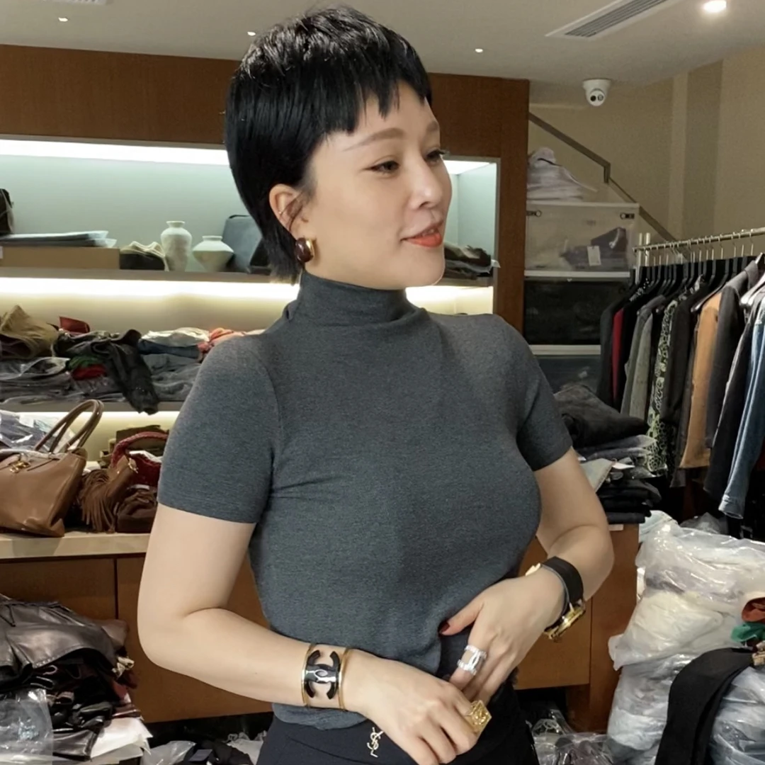 JING2025秋季新款时尚半高领短袖女装通勤百搭显瘦纯色打底上衣