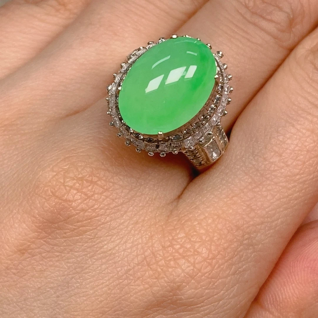 翡翠戒指未镶嵌翡翠