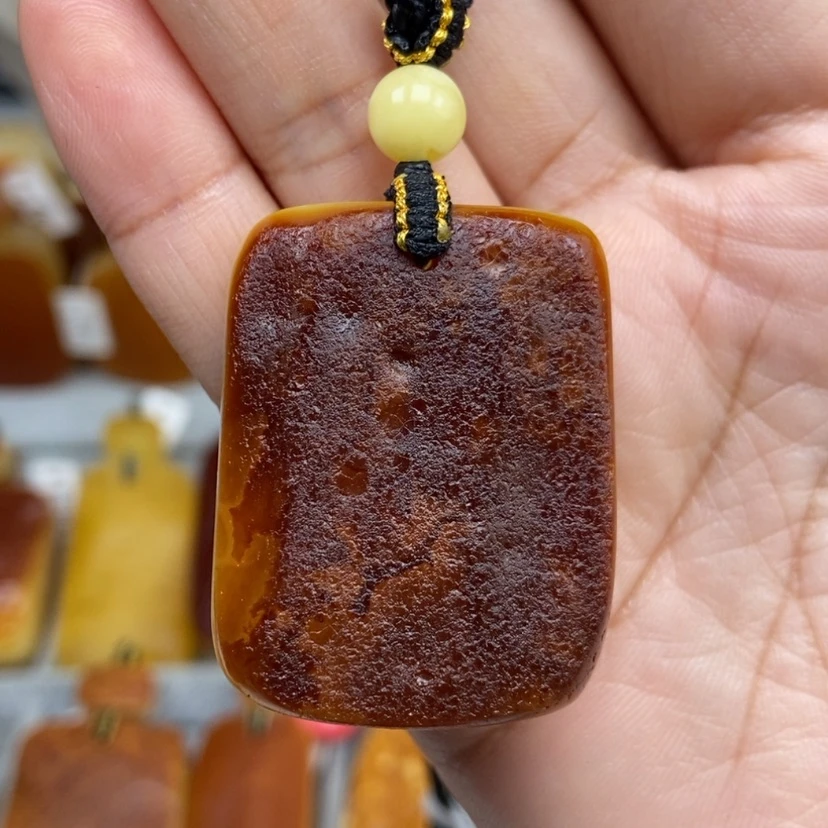 【闪购商品】琥珀颈饰未镶嵌