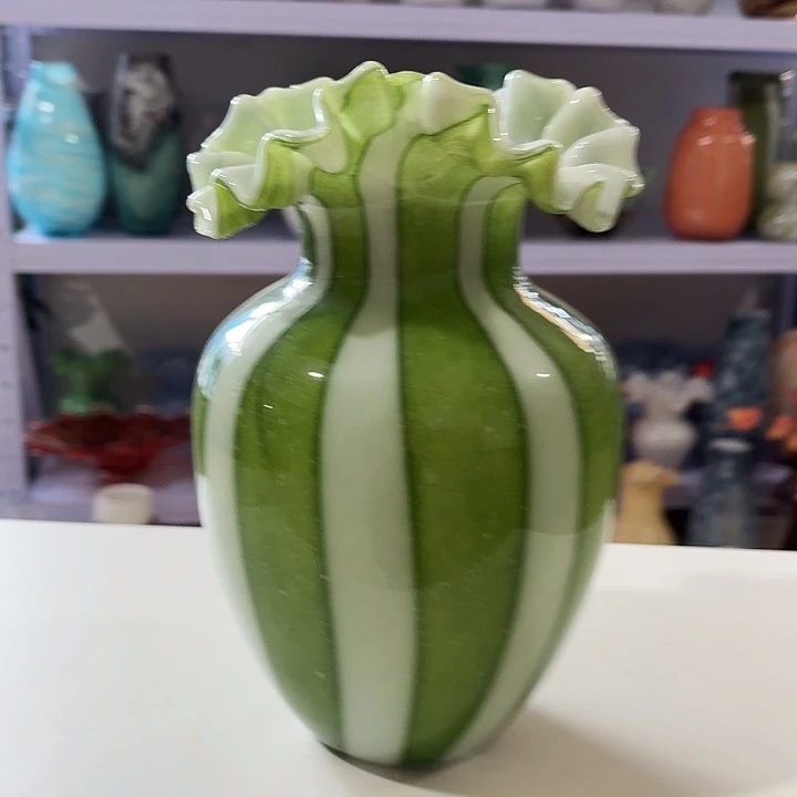 高度27厘米4644花瓶