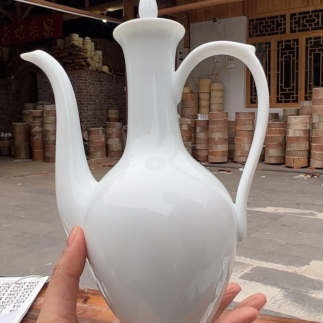 瓷柴窑 素胎酒壶，微瑕开片