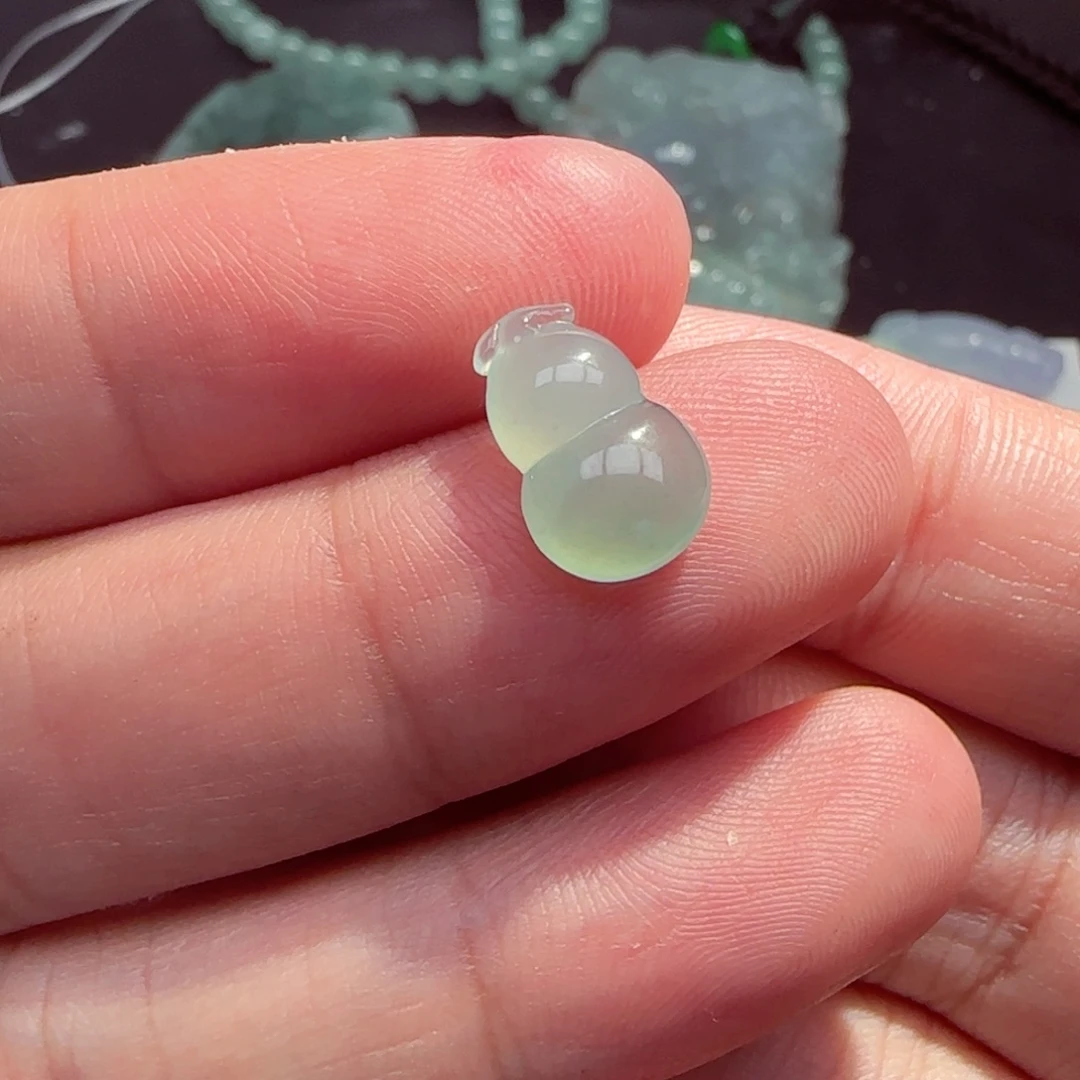 定制翡翠未镶嵌天然翡翠