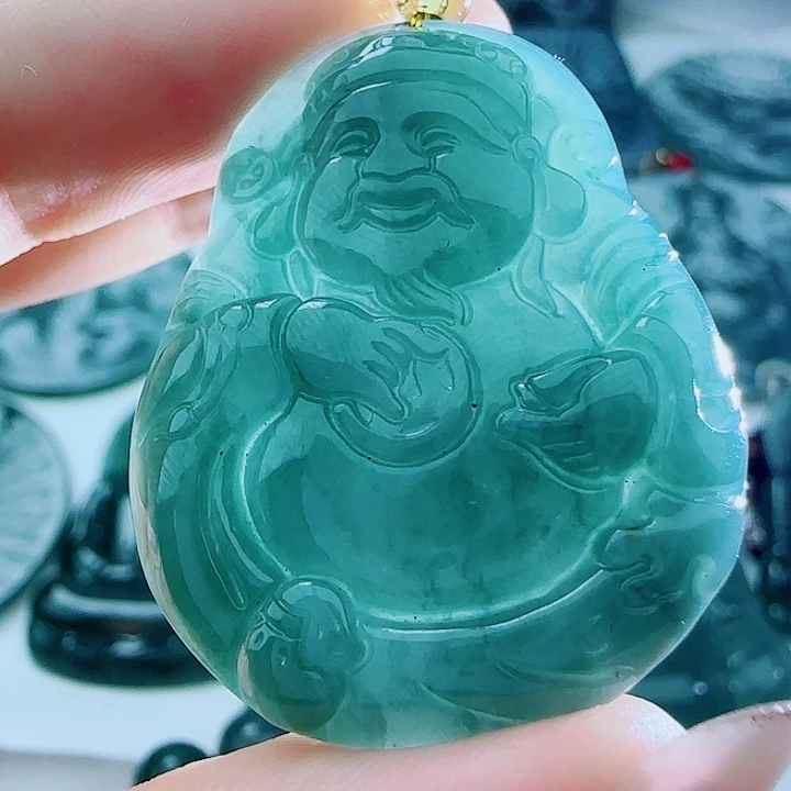 翡翠未镶嵌颈饰  多样性发货天然的A货翡翠