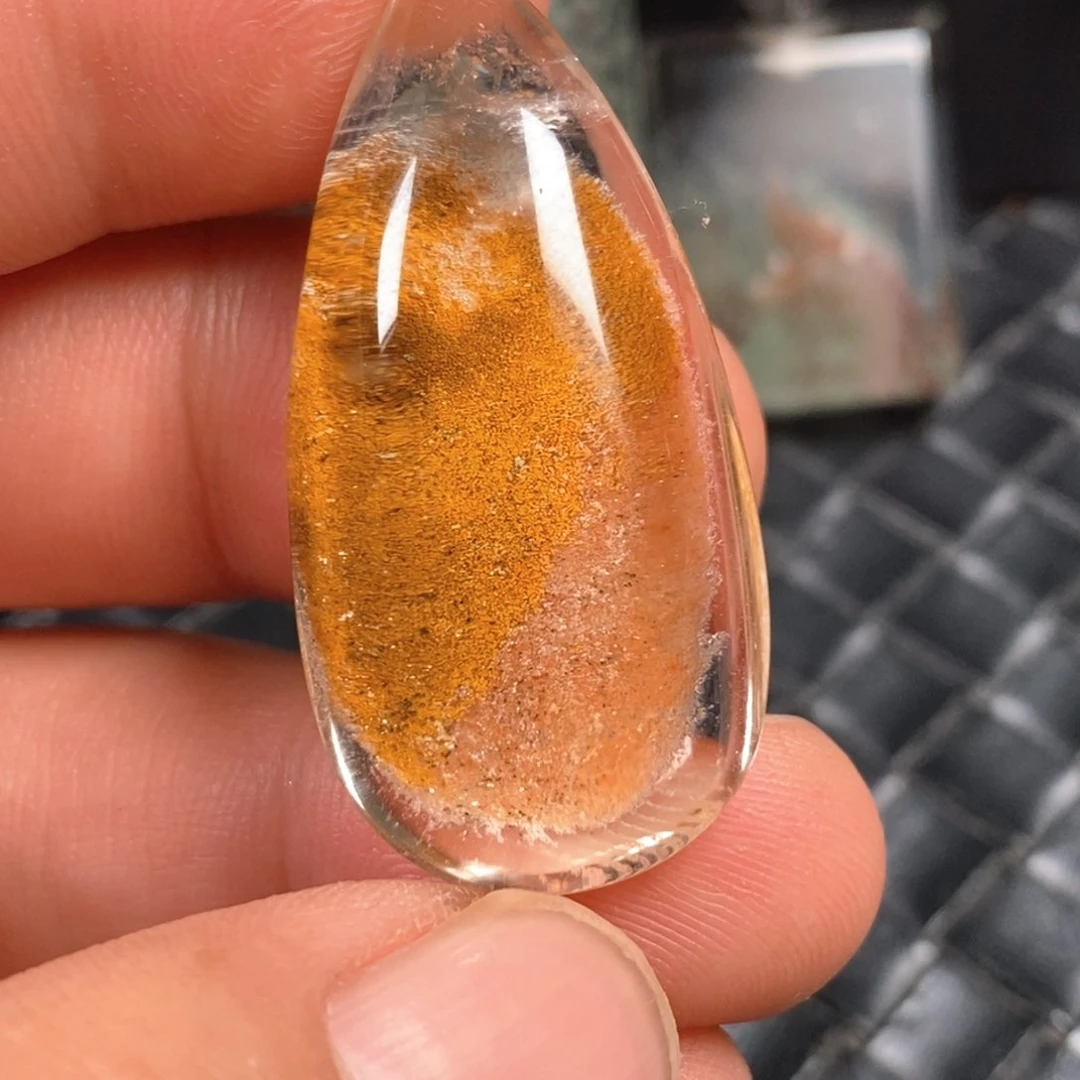 未镶嵌颈饰水晶水晶