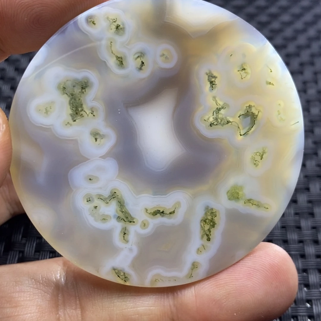 鸣***堤玛瑙/玉髓未镶嵌颈饰