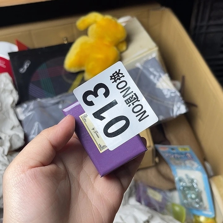 虾***虾琉璃手工艺品11111