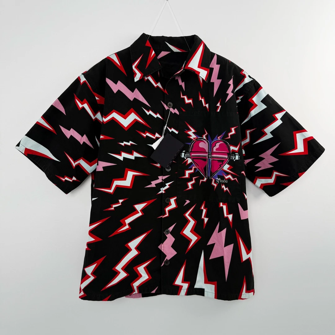 95新 Prada/普拉达  科学怪人闪电字母logo短袖衬衫M码 公价7850