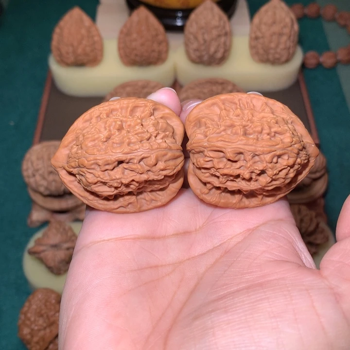 核桃文玩核桃把件龙门柱