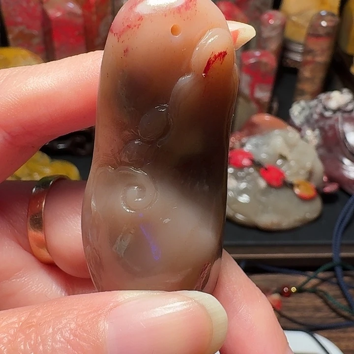 昌化鸡血石蚂**行昌化鸡血石