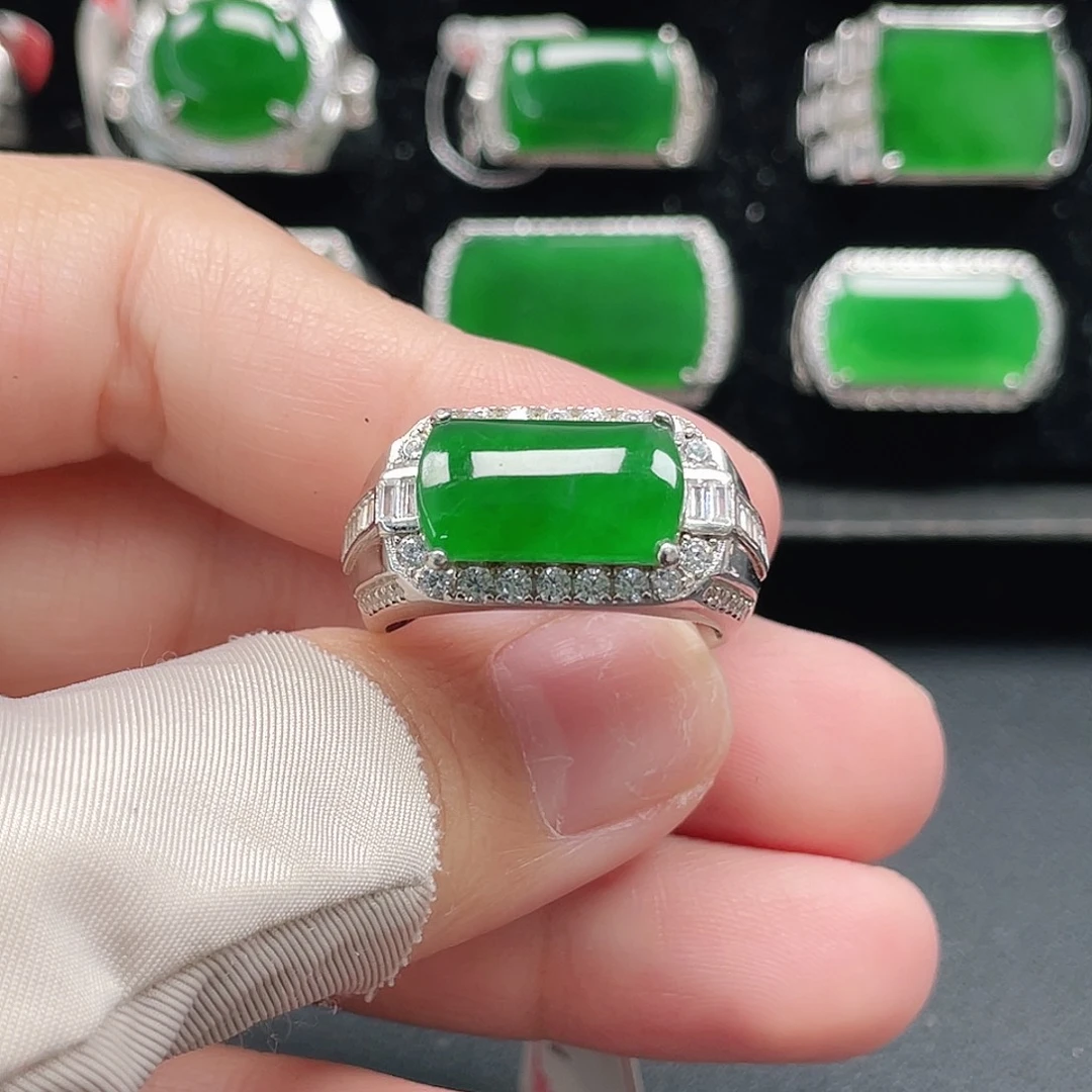 翡翠银S925镶嵌戒指天然A货翡翠没运费险0058