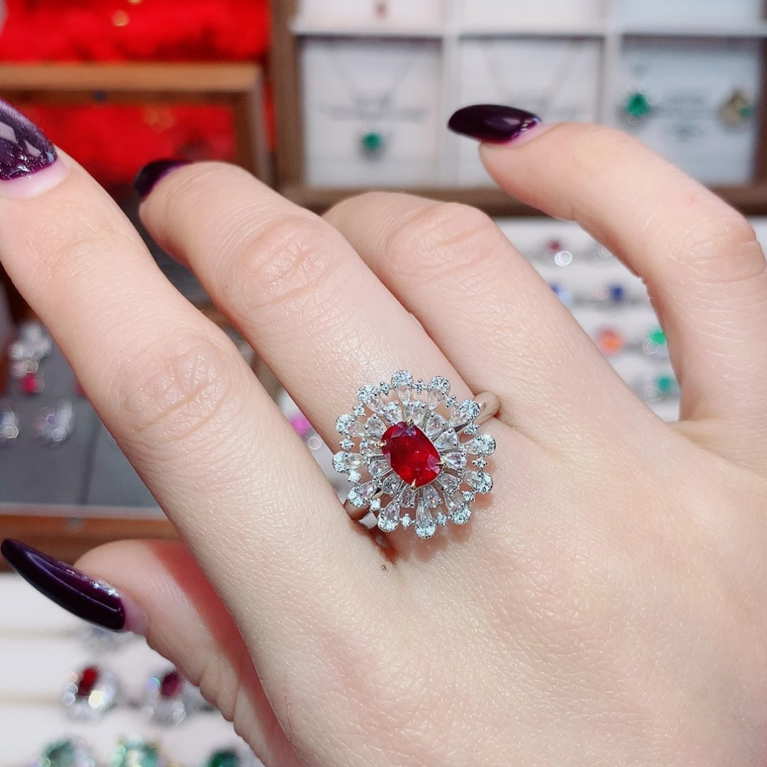18K金镶嵌红宝石戒指1.04ct/天然宝石/七天无理由