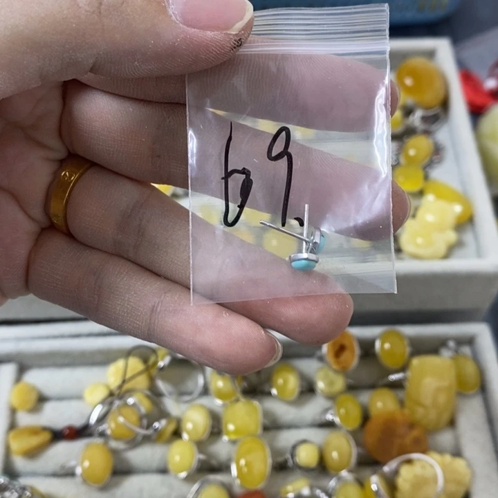 蜜蜡裸石银S925镶嵌耳钉