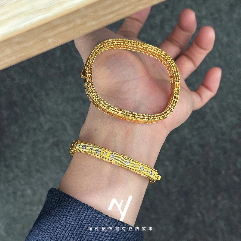 合金手镯 意大利拉丝工艺宫廷风点钻四叶草卡扣手镯 女小众设计感