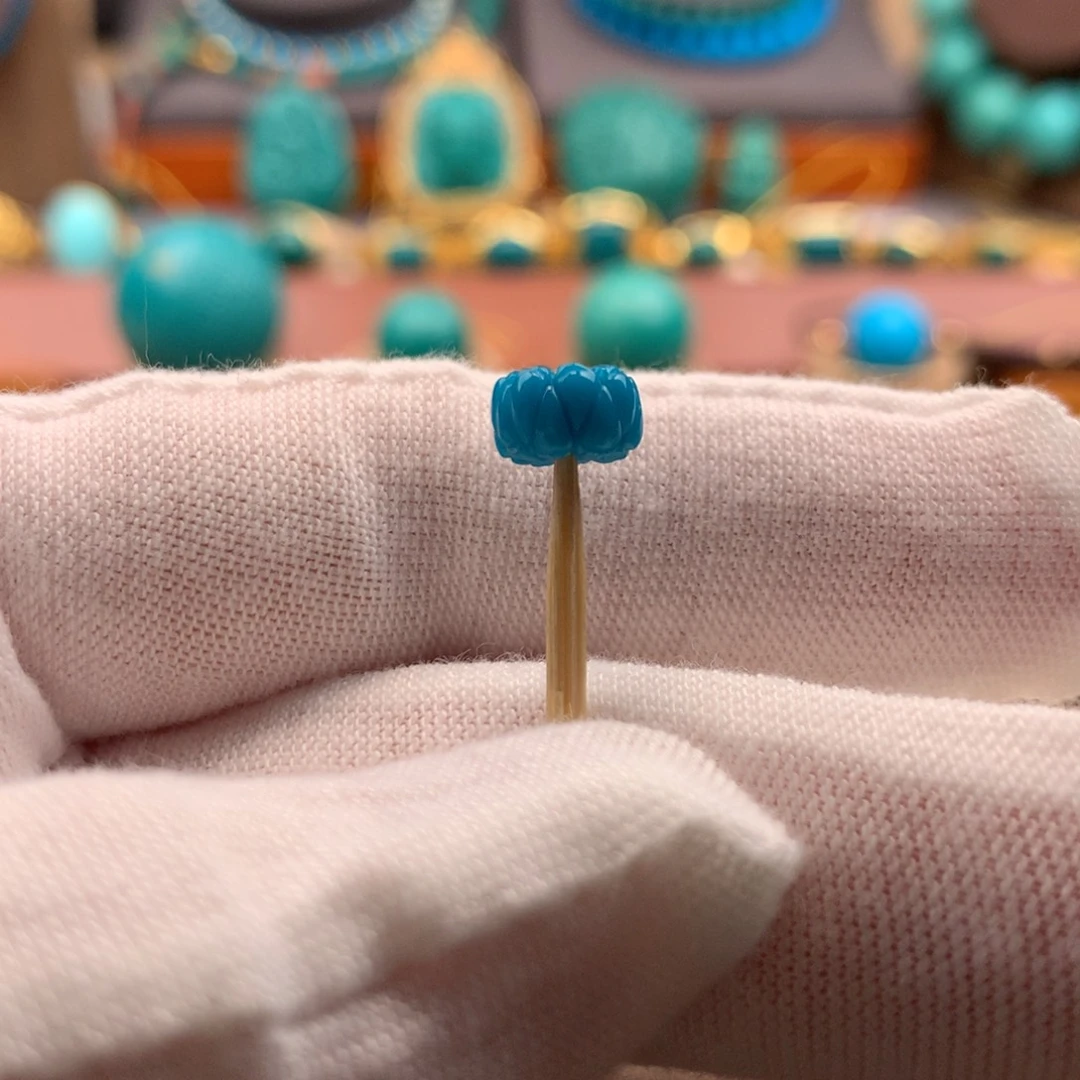 未镶嵌绿松石挂件7.4*4.4m