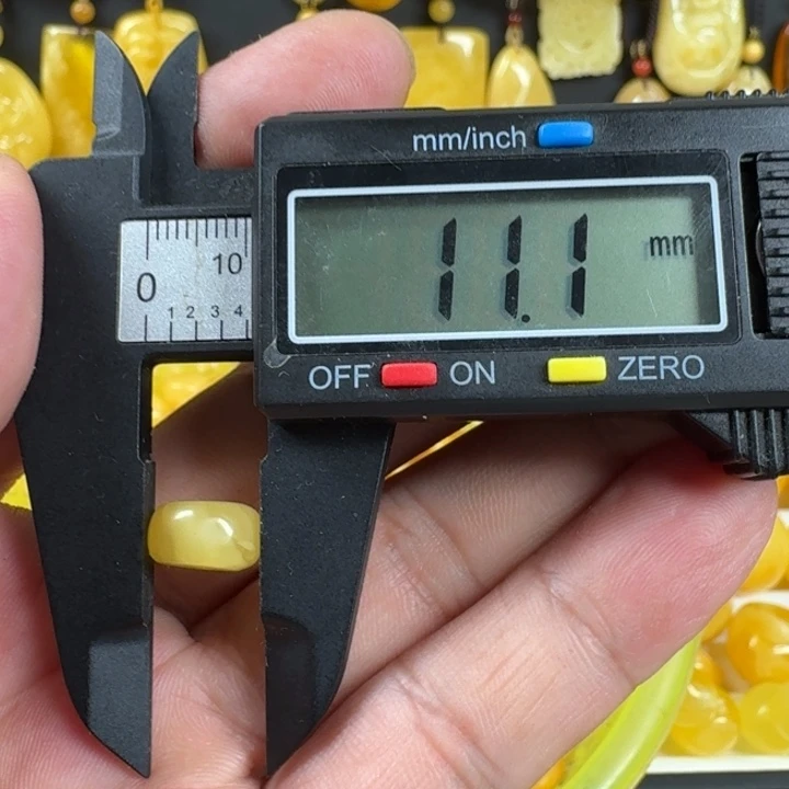 未镶嵌蜜蜡珠宝奇石车轮珠