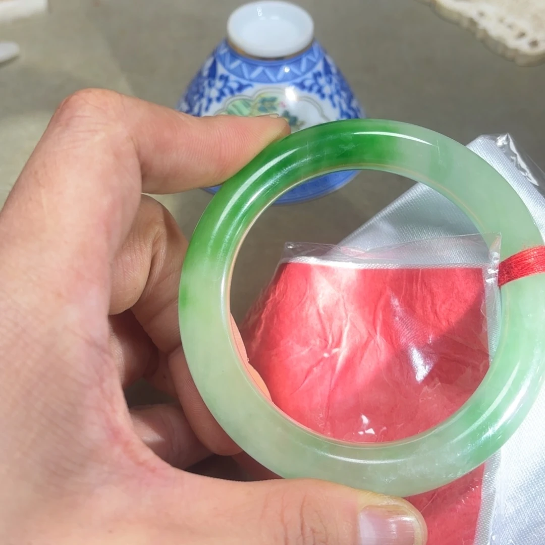 这个物件很老气啊