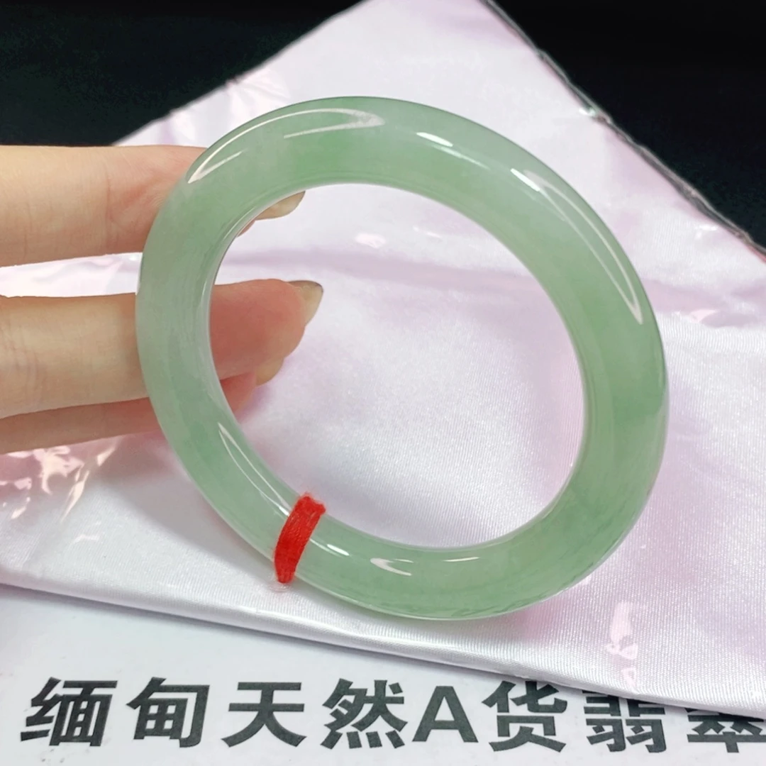 未镶嵌手镯翡翠55.8圆镯
