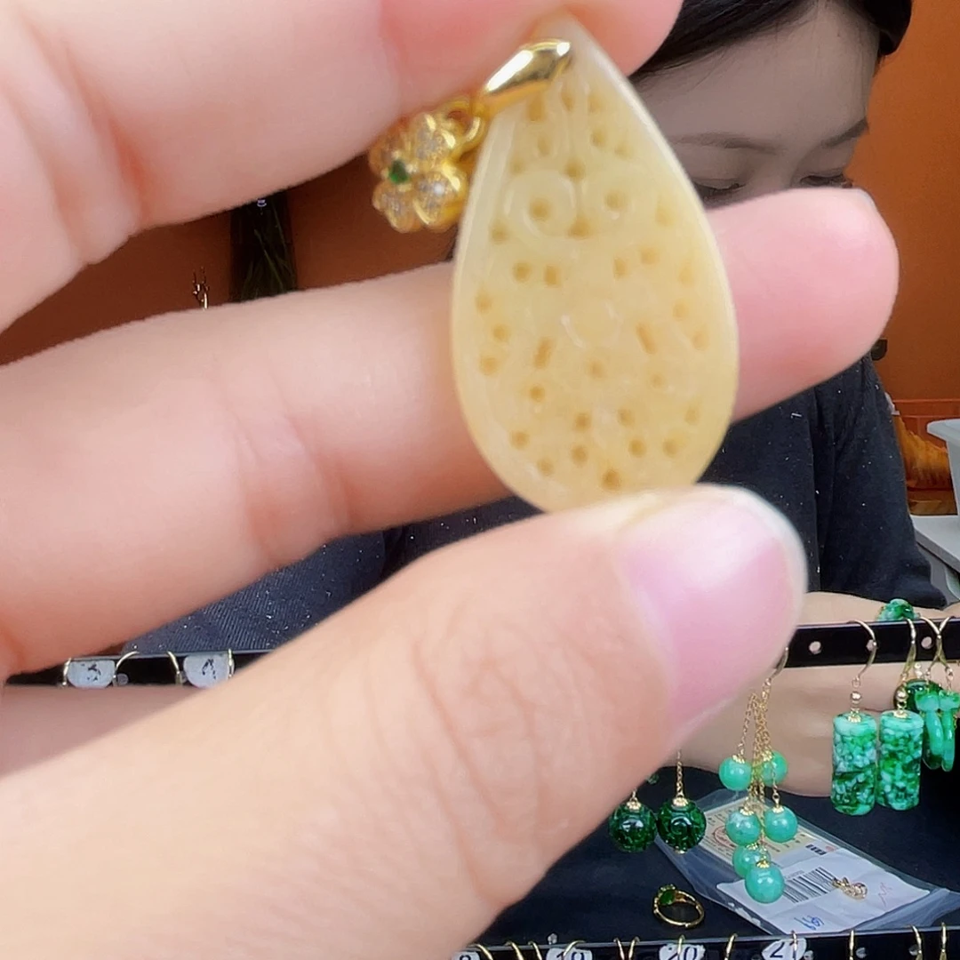 翡翠未镶嵌耳饰饰品