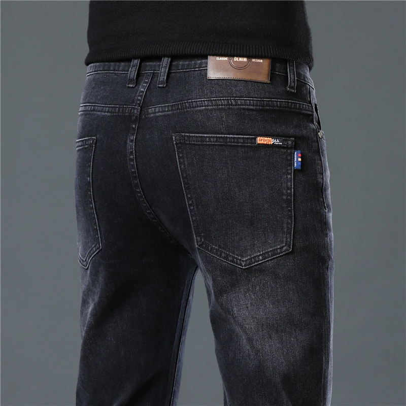香港高端黑色牛仔裤男士修身直筒2025秋季新款弹力百搭休闲长裤子