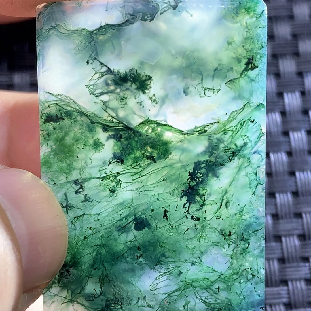 玛瑙/玉髓颈饰未镶嵌行***止