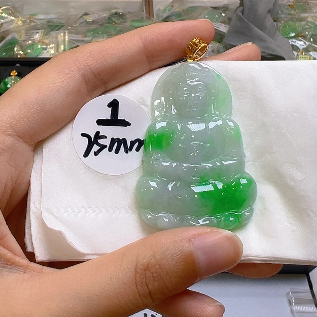 翡翠18K金镶嵌颈饰翡翠