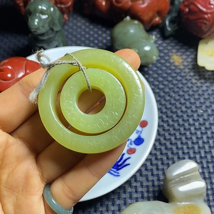 吊坠白玉菩提支持七天无理由