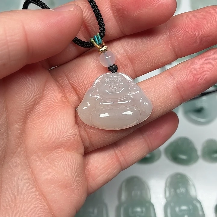 翡翠未镶嵌颈饰佛公