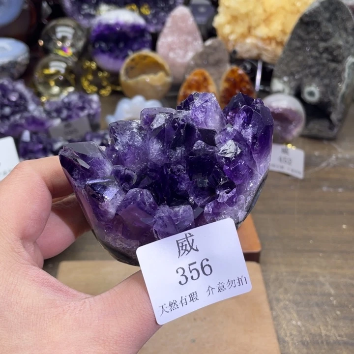 未镶嵌水晶珠宝半成品