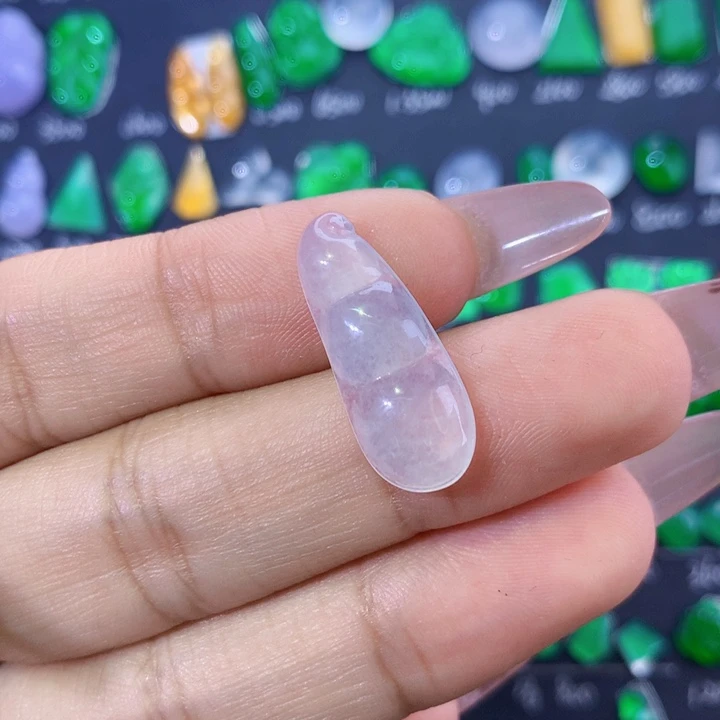 颈饰未镶嵌翡翠豆