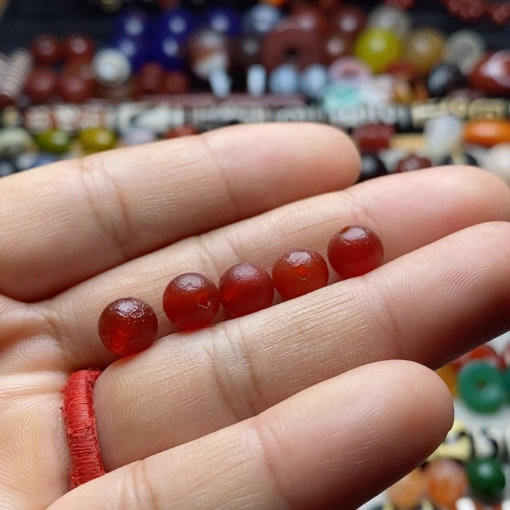 玛瑙/玉髓颈饰未镶嵌乌*哥