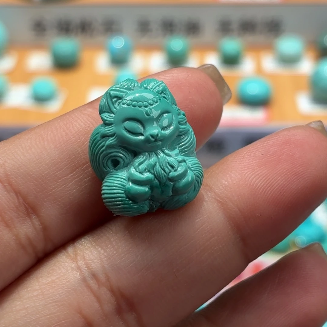 绿松石未镶嵌珠宝奇石