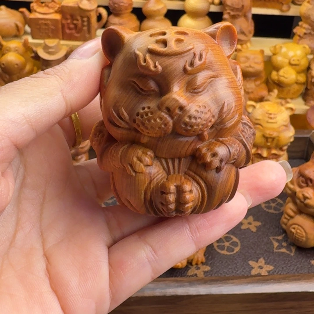 ****」柏木（崖柏）崖柏虎，一物一拍