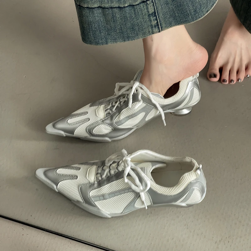 丑萌小众尖头时装休闲鞋2025夏季新款外穿运动风透气单鞋休闲鞋潮