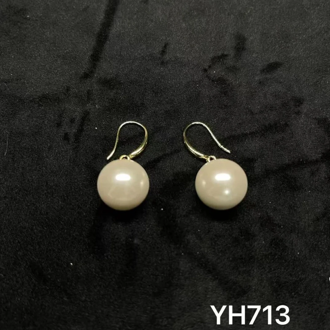 YH713时尚精美圆珠约14mm多样性发货