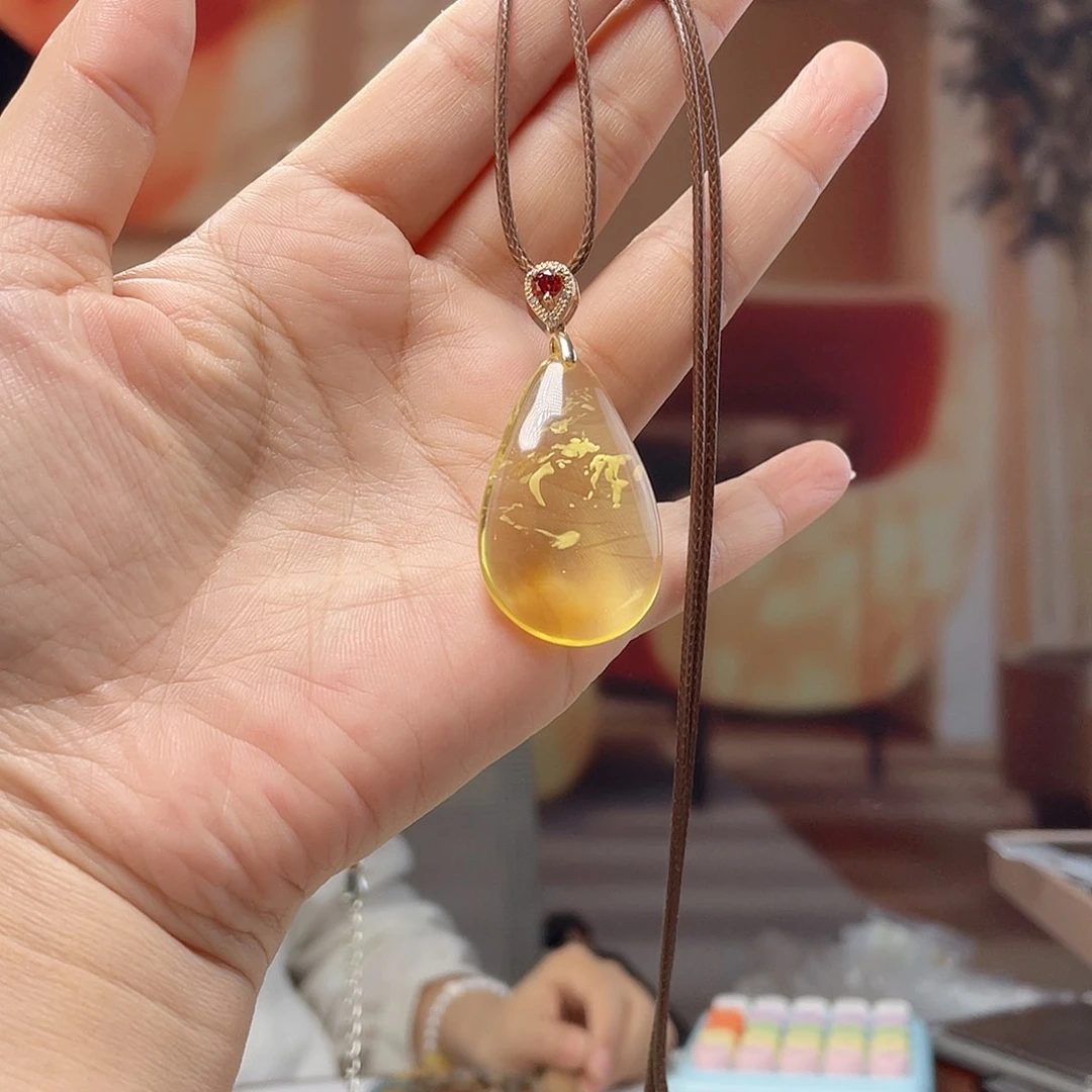 裸石蜜蜡未镶嵌琥珀吊坠