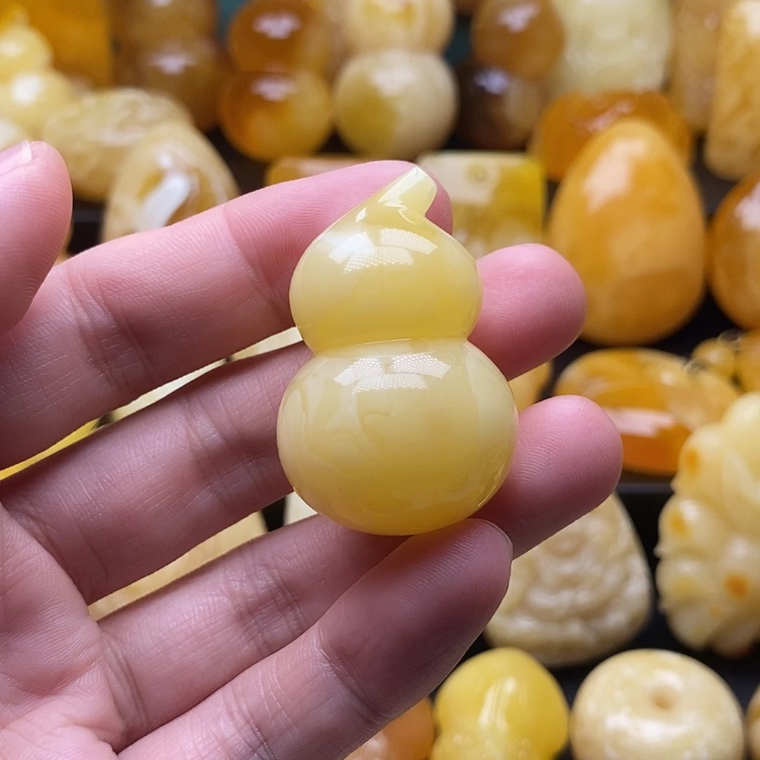 琥珀颈饰未镶嵌琥珀蜜蜡吊坠