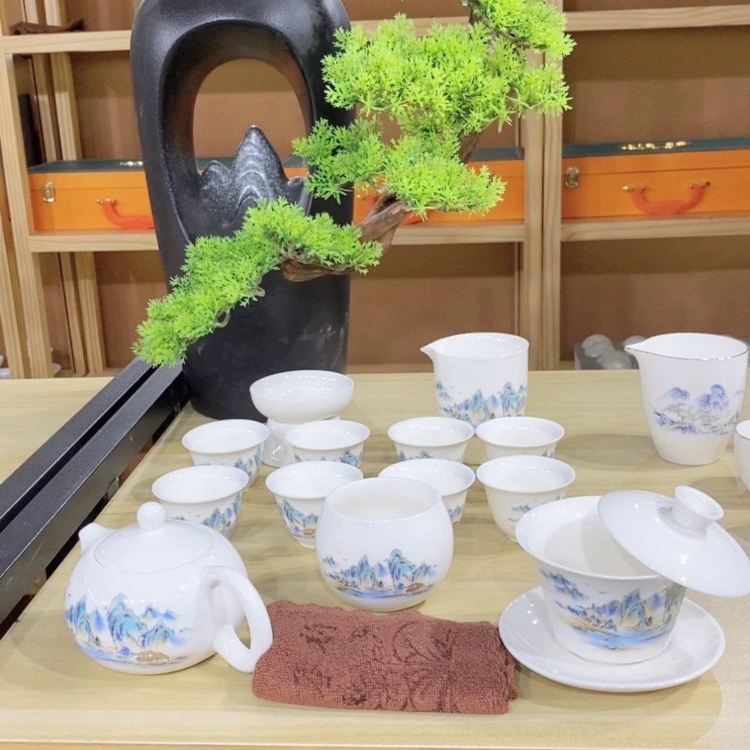 瓷片山水雅居羊脂玉套装